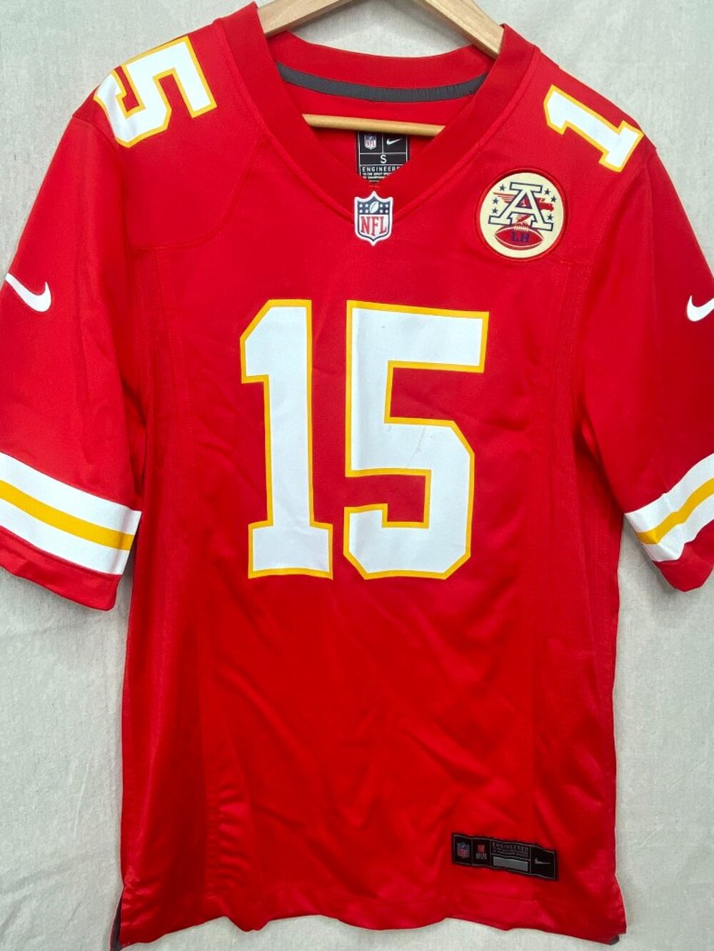 Patrick Mahomes #15 Kansas City Chiefs Nike Engineered NFL Jersey Small Red Uni